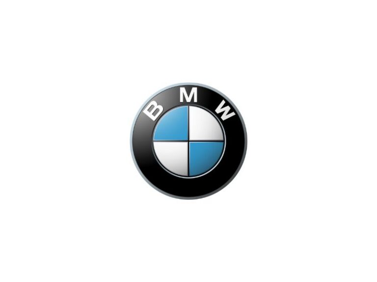 BMW Drives Hydrogen Forward With the New iX5